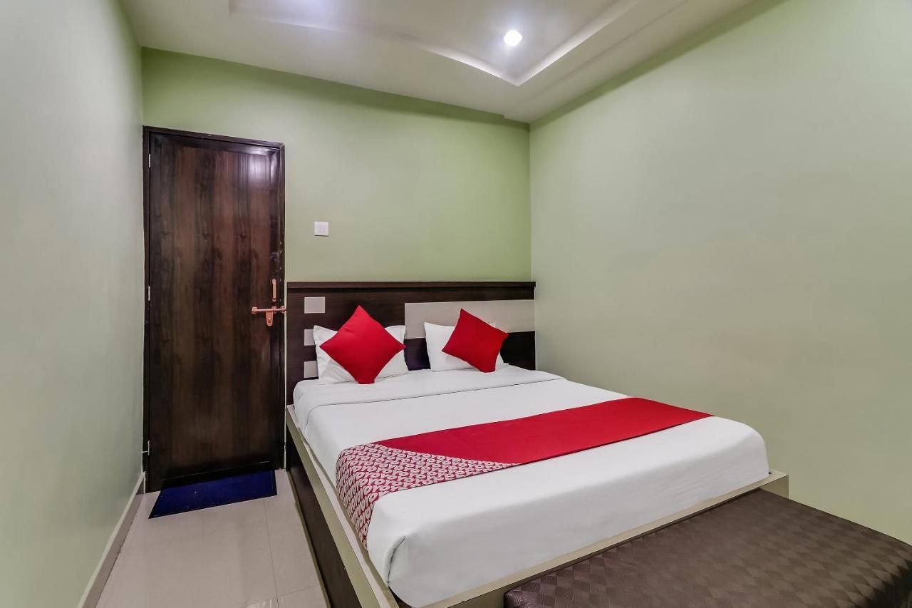 OYO 48685 Hotel Royal Raj Nandgaon Buitenkant foto