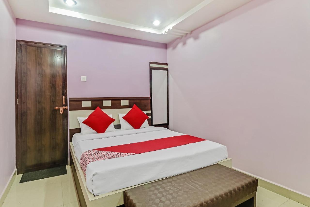 OYO 48685 Hotel Royal Raj Nandgaon Buitenkant foto