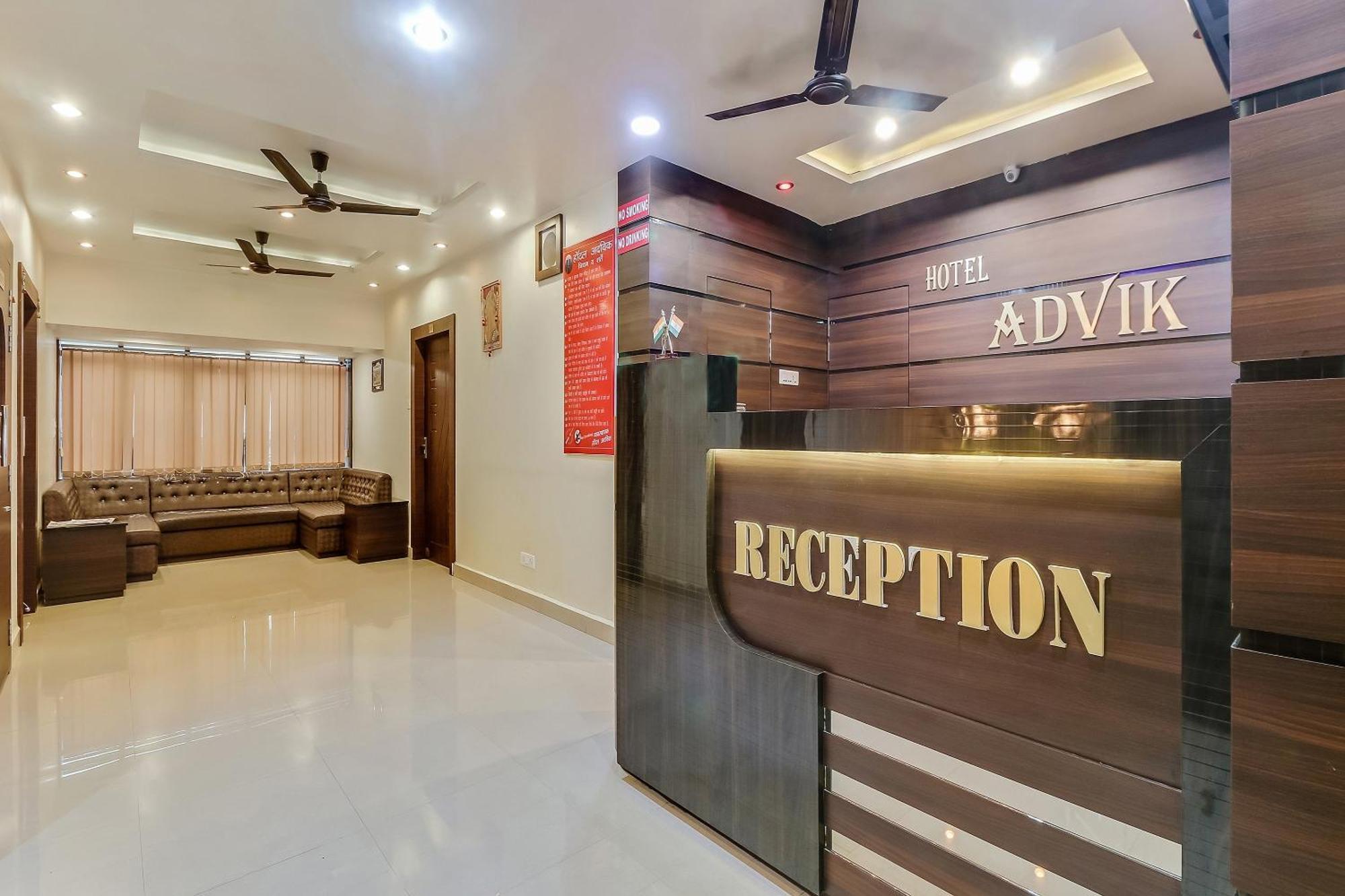 OYO 48685 Hotel Royal Raj Nandgaon Buitenkant foto